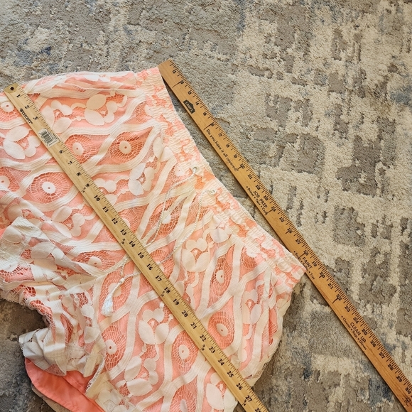 Lane Bryant Lace Mesh Cream Peach Pull On Shorts. Size 18/20. 2X - Picture 14 of 16
